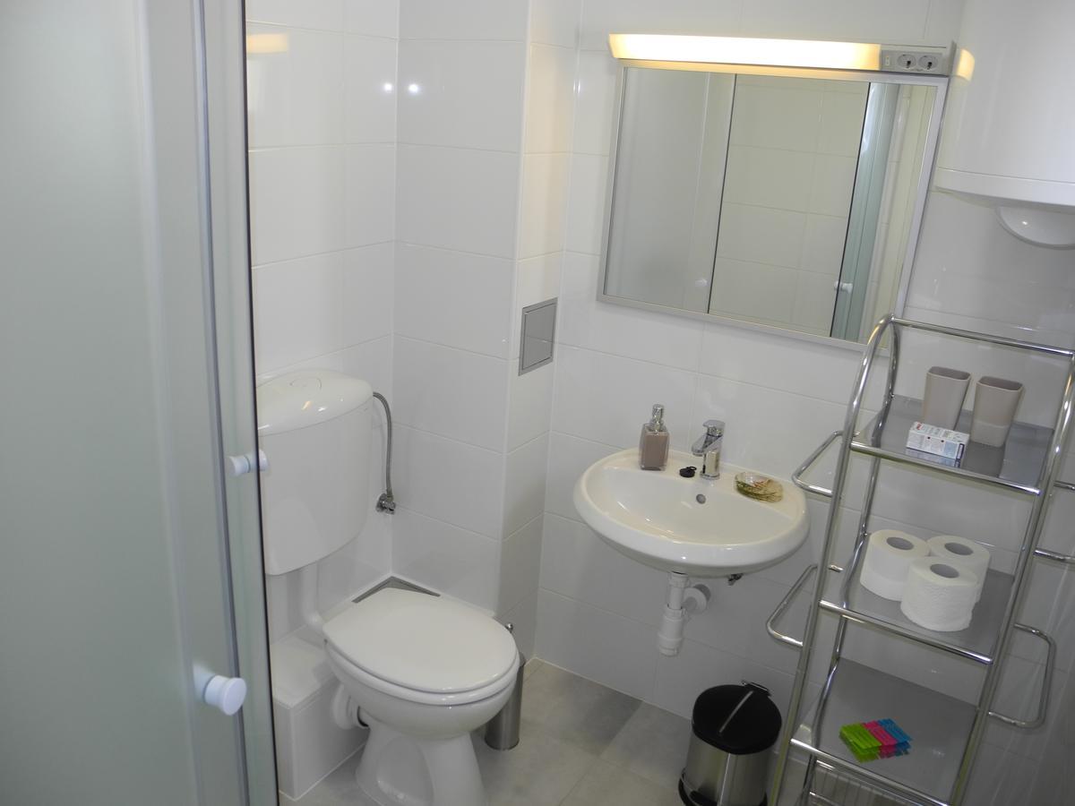 Apartments Nives Crikvenica Exterior foto