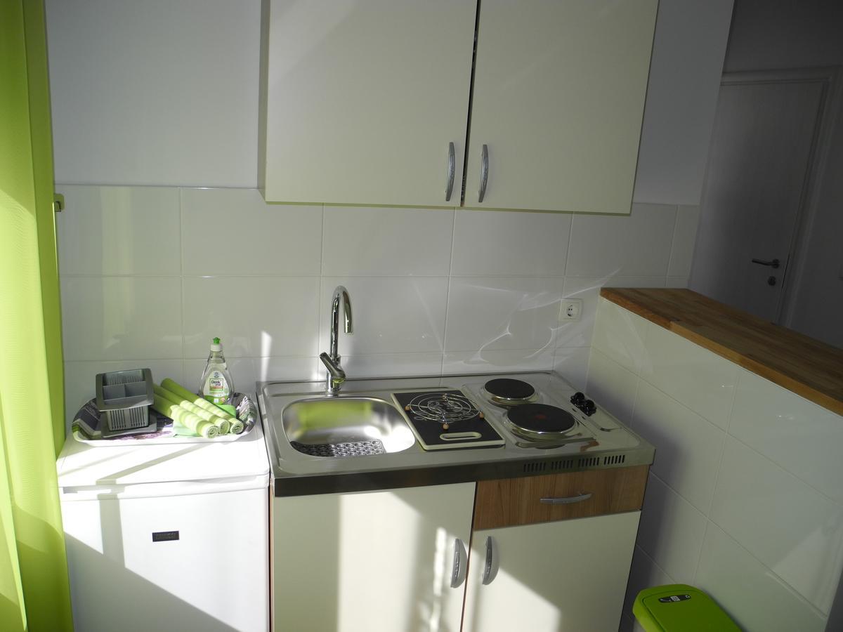 Apartments Nives Crikvenica Exterior foto