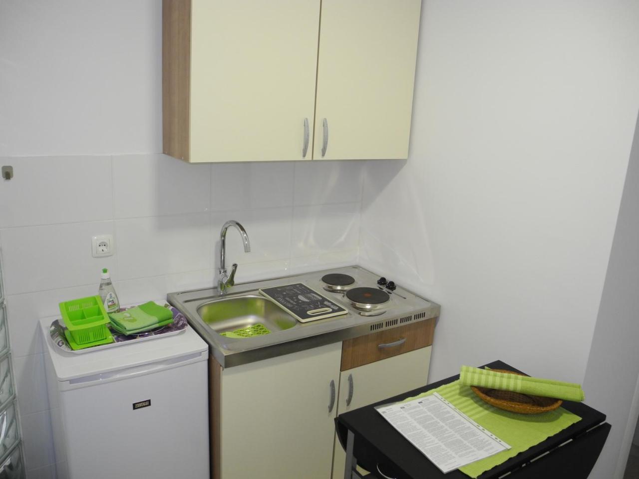 Apartments Nives Crikvenica Exterior foto