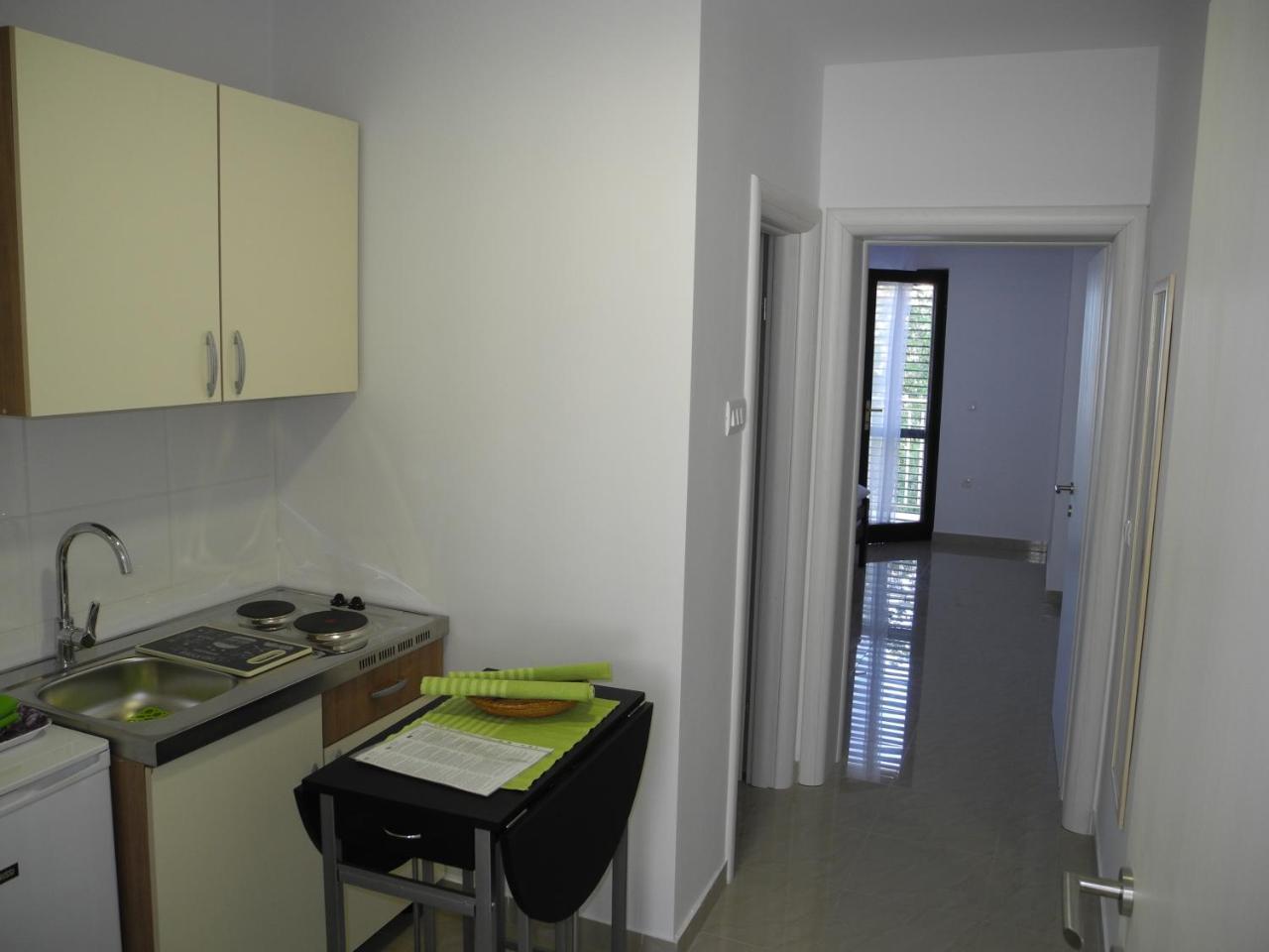 Apartments Nives Crikvenica Exterior foto